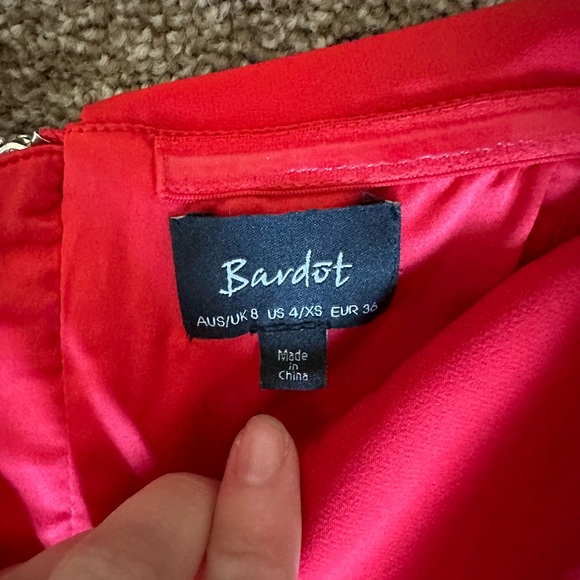 Off the Shoulder Red Midi Dress - Picture 3 of 3